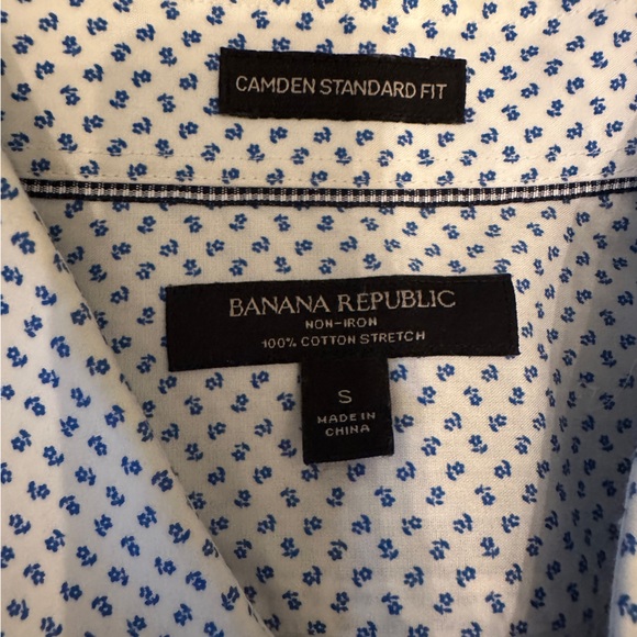 Men’s buttons down shirt - Picture 2 of 4